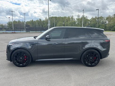 Used 2024 Land Rover Range Rover Sport Autobiography image 8
