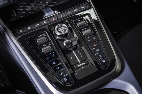 Used 2025 Aston Martin DBX 707 image 30