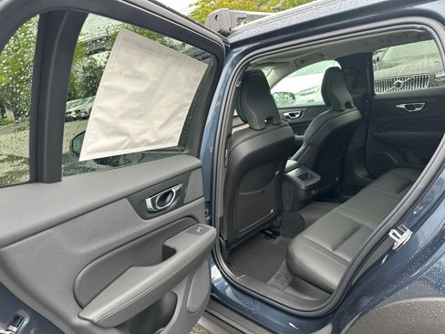 New 2026 Volvo V60 B5 Cross Country Plus w/ Climate Package image 16