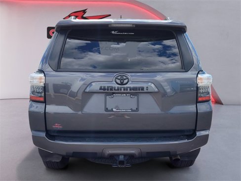 Used 2023 Toyota 4Runner SR5 Premium w/ Moonroof Package image 5