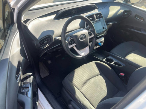 Used 2017 Toyota Prius Two image 12