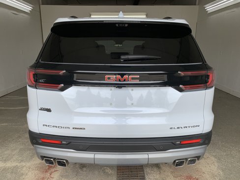 New 2026 GMC Acadia Elevation w/ Elevation Premium Package image 5