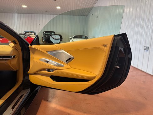 Used 2020 Chevrolet Corvette Stingray Premium Cpe w/ 3LT Preferred Equipment Group image 22