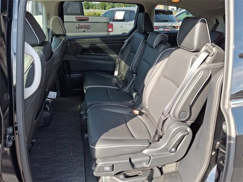 Used 2025 Honda Odyssey Elite image 8