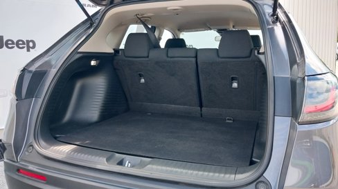 Used 2025 Honda HR-V LX image 8