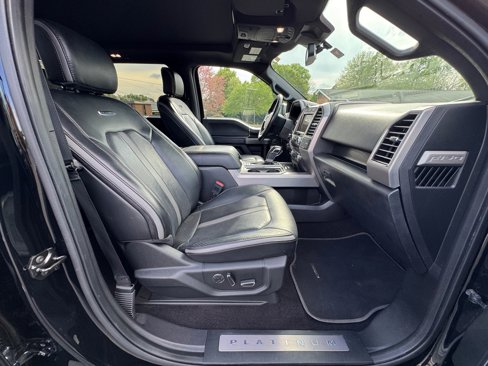 Used 2018 Ford F150 Platinum w/ Equipment Group 701A Luxury image 22