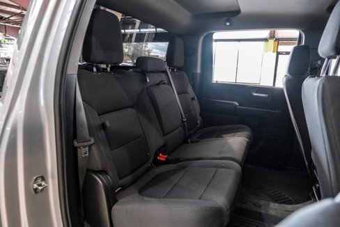 Used 2023 Chevrolet Silverado 2500 Custom w/ Custom Value Package image 31