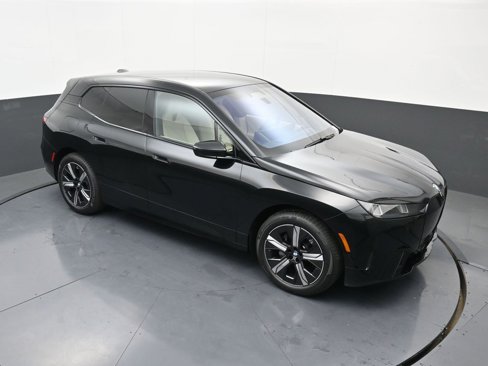 New 2026 BMW iX xDrive45 image 36