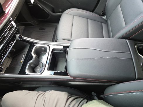 New 2026 Chevrolet Traverse Z71 w/ Enhanced Driving Package image 59