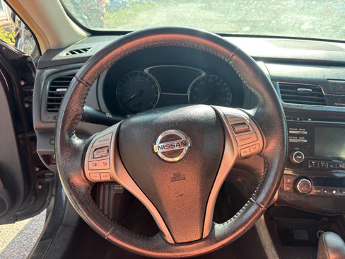Used 2013 Nissan Altima 2.5 SV image 17