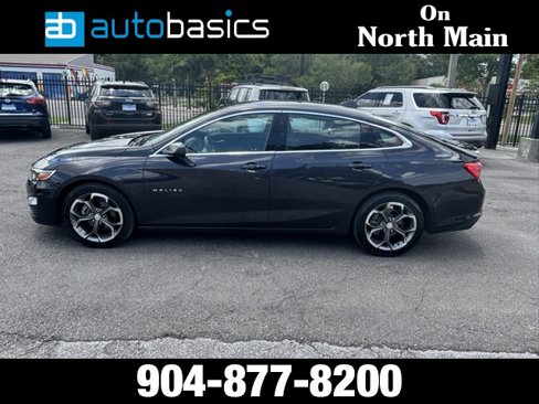 Used 2023 Chevrolet Malibu LT image 2