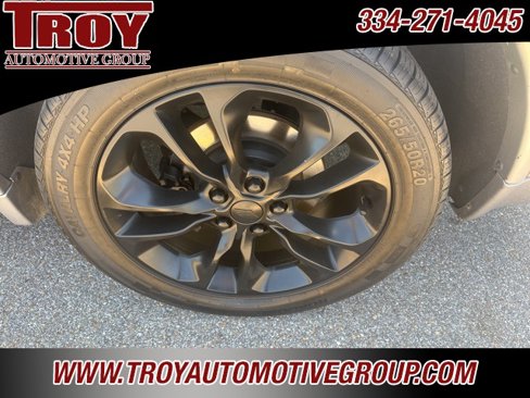 Used 2020 Dodge Durango GT image 9