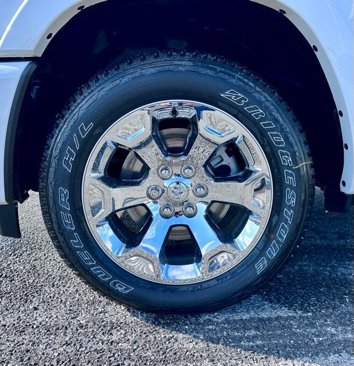 New 2026 RAM 1500 4x4 Crew Cab image 13