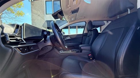 Used 2024 Kia Sportage EX image 10