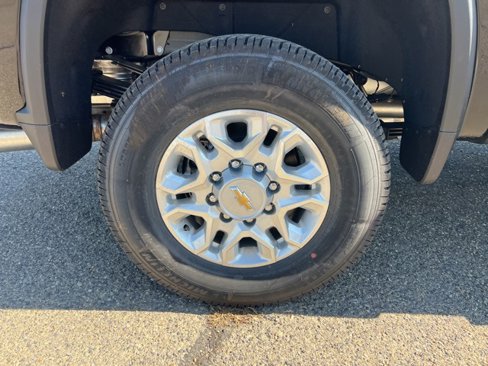 New 2025 Chevrolet Silverado 2500 LT w/ Safety Package image 20