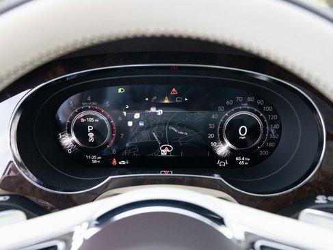New 2025 Bentley Bentayga image 33