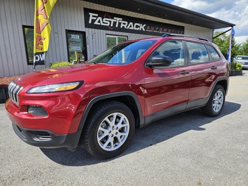 Used 2016 Jeep Cherokee Sport image 1