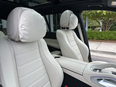 New 2026 Mercedes-Benz GLS 450 4MATIC image 38