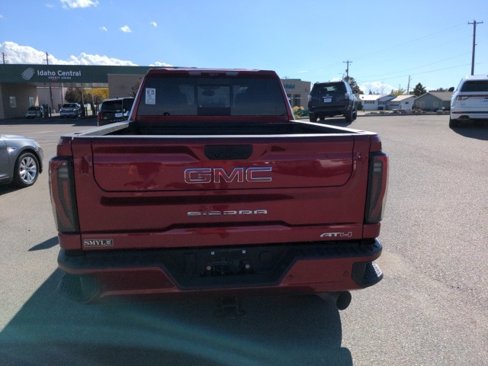 Used 2025 GMC Sierra 3500 AT4 w/ AT4 Premium Plus Package image 6