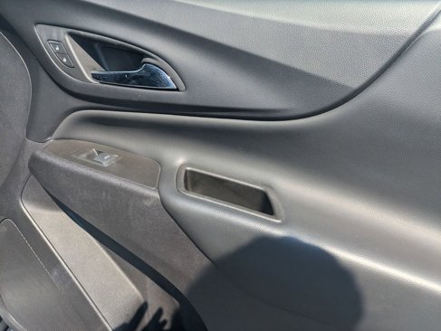 Used 2024 Chevrolet Equinox LT image 28