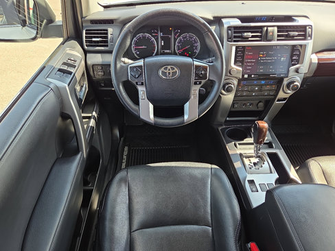 Used 2022 Toyota 4Runner Limited image 11