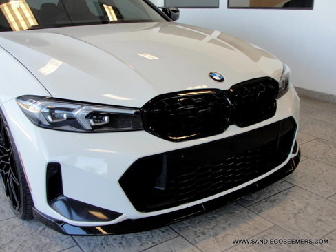 Used 2023 BMW 330i Sedan w/ M Sport Package image 17