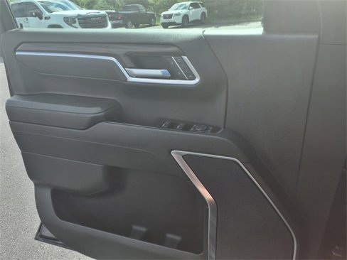 Used 2025 GMC Sierra 1500 SLT image 18