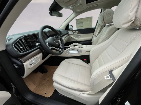 New 2025 Mercedes-Benz GLS 450 4MATIC image 5