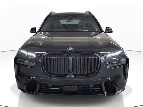New 2026 BMW X7 xDrive40i w/ Executive Package image 2
