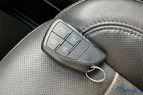 Used 2024 GMC Sierra 1500 AT4 w/ Technology Package image 34