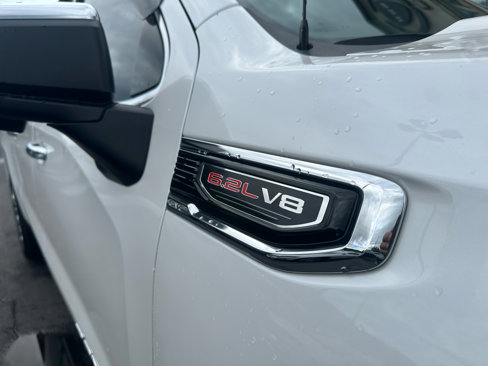 Used 2024 GMC Sierra 1500 Denali w/ Denali Reserve Package image 11