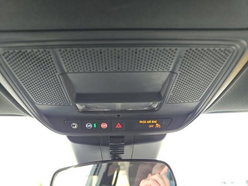 Used 2025 GMC Acadia Elevation image 49