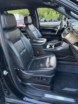Used 2021 Chevrolet Suburban LT image 14