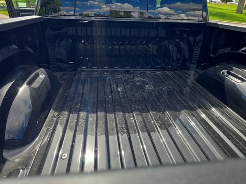 New 2026 RAM 1500 4x4 Crew Cab image 22