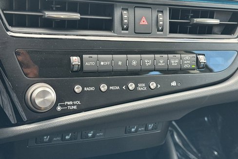 New 2025 Lexus ES 350 w/ Premium Package image 20