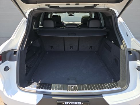 New 2025 Porsche Cayenne image 15