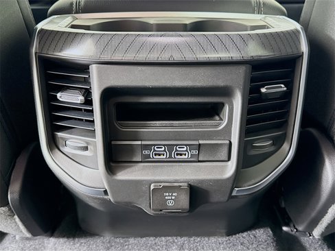 New 2026 RAM 1500 4x4 Crew Cab image 27