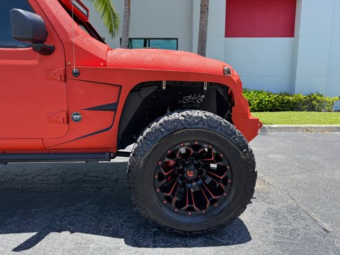 Used 2022 Jeep Gladiator Sport image 10