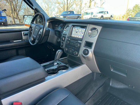 Used 2017 Ford Expedition Limited w/ Equipment Group 301A image 15