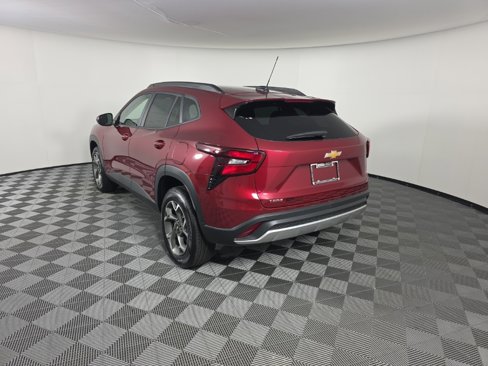 New 2025 Chevrolet Trax LT w/ Driver Confidence Package image 3