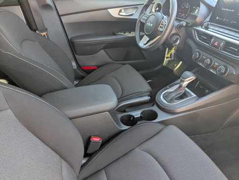 Certified 2023 Kia Forte LXS w/ LXS Technology Package image 9