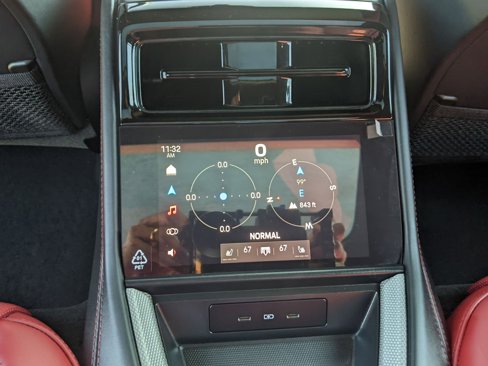Used 2025 Porsche Panamera 4 image 31
