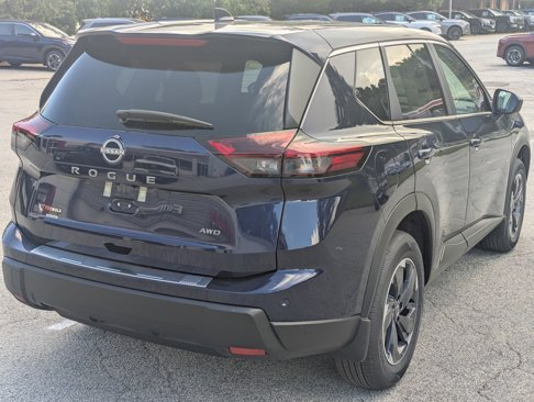 New 2026 Nissan Rogue SV image 7