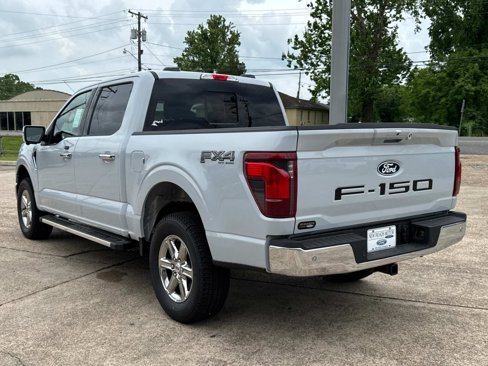 New 2025 Ford F150 XLT w/ Equipment Group 302A MID image 4