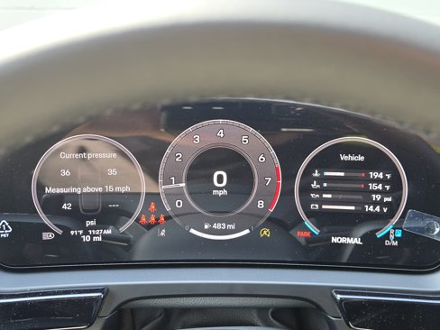 New 2025 Porsche Cayenne image 21