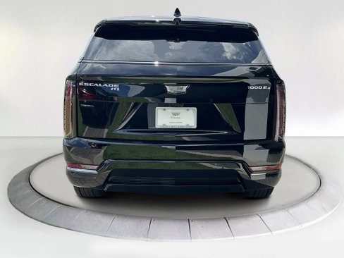 New 2026 Cadillac Escalade IQ Sport 1 image 4