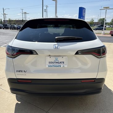 New 2026 Honda HR-V LX image 4