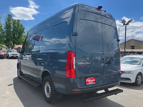Used 2019 Mercedes-Benz Sprinter 144 image 3
