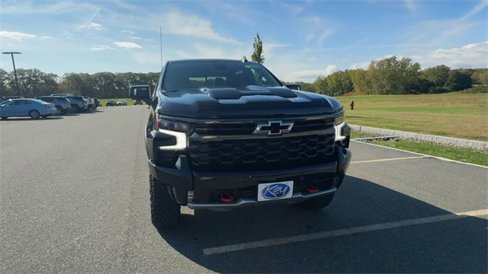 New 2026 Chevrolet Silverado 1500 ZR2 image 3