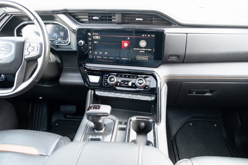 Used 2023 GMC Sierra 1500 AT4 w/ AT4 Premium Package image 22